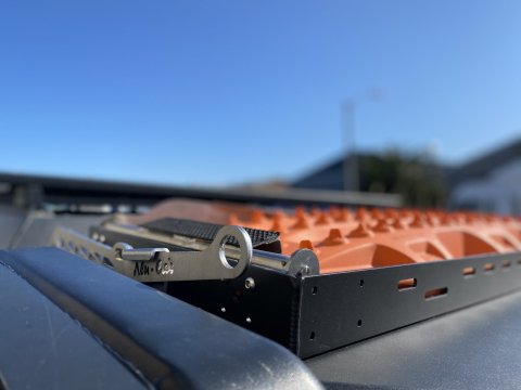 Plateau de fixation pour plaque de désensablage Maxtrax Alu-Cab