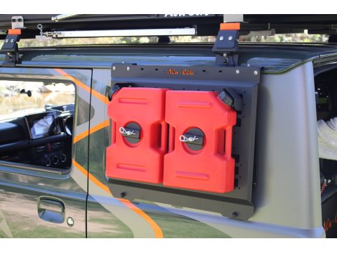 Support jerrycan sur plaque latérale Molle Alu-Cab Suzuki Jimny Alu-Cab