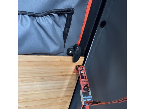Table inclinable pour tente de toit Gen-R Alu-Cab