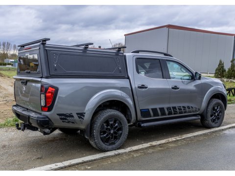 Hardtop Contour noir lisse sans fenêtre latérale pour Nissan Navara NP30 EU 2015+ double cabine Alu-Cab