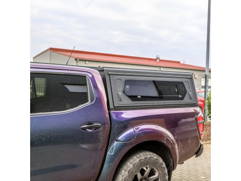 Hardtop Contour noir lisse avec fenêtre latérale pour Nissan Navara NP300 EU 2015+ double cabine Alu-Cab