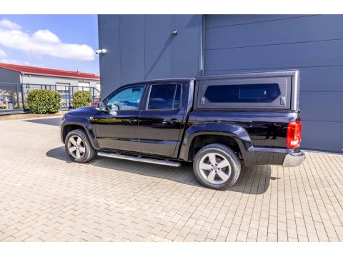 Hardtop Contour noir lisse avec fenêtre latérale Volkswagen Amarok 2010-2022 DC Alu-Cab