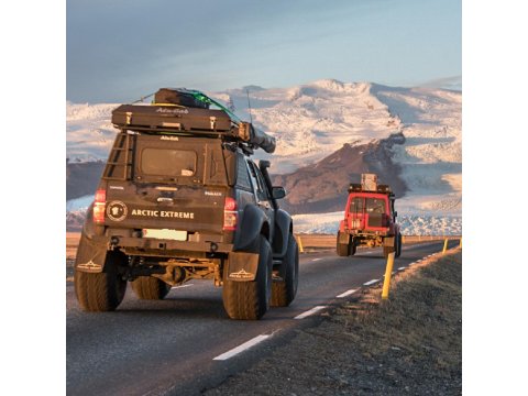 Hardtop Adventure noir strié Toyota Hilux 2005-2015 double cabine Alu-Cab