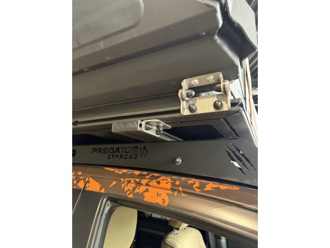 Tente de toit Alu-Cab noire RT-2S