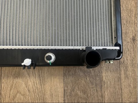 Radiateur eau refroidissement HDJ100 BVA4 - Faisceau 38mm épaisseur