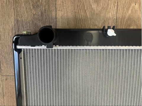 Radiateur eau refroidissement Denso pour HDJ100 BVM