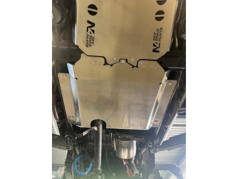 Ski protection réservoir secondaire + boite de transfert aluminium 8mm N4-Offroad Toyota Land Cruiser GRJ78 GRJ79