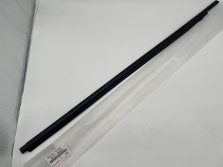 Moulure lèche vitre extérieur porte avant droite KDJ120 KDJ125