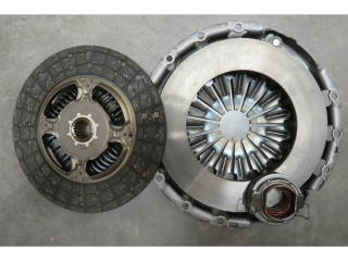 Kit embrayage Hilux KDN165/70 2001-2005