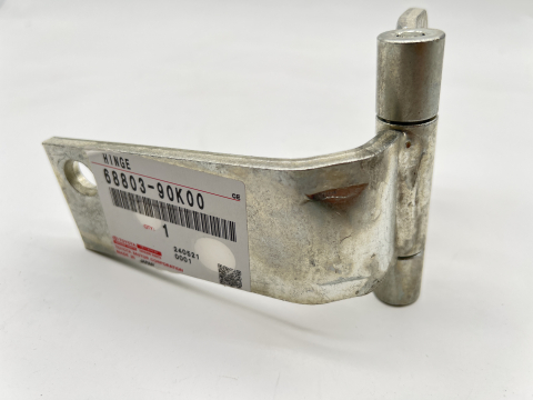 Charnière de porte arrière droite inférieure Land Cruiser Série 7