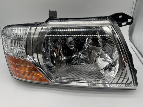 OPTIQUE AVD PAJERO III FOND CHROME
