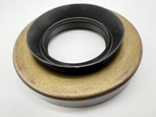 Joint spi adaptable tulipe nez de pont avant ou arrière Land Cruiser