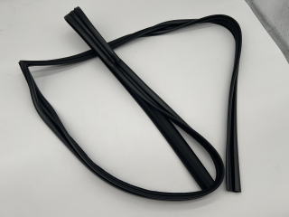 Joint de vitre dans encadrement de porte avant droit HDJ80