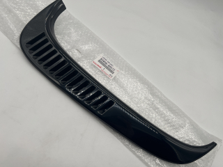 Grille aération larme de custode arrière gauche HDJ80