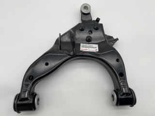Triangle de suspension inférieur avant droit Land Cruiser KZJ9 KDJ9