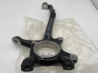 Fusée pivot avant droite Land Cruiser KDJ12 KDJ15