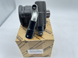 Pompe de direction assistée Land Cruiser KDJ9 KZJ9