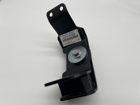 Silent bloc support moteur côté boite de vitesses manuelle KZJ9 KDJ9