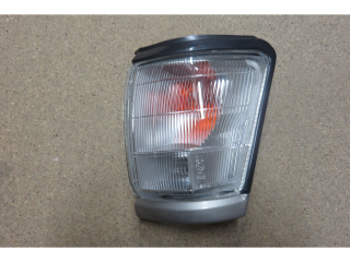 CLIGNOTANT AVG HILUX 98-02