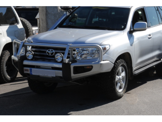 Pare chocs Winch Bar VDJ200