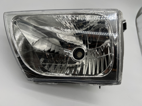 OPTIQUE AVD HILUX 2001-2004