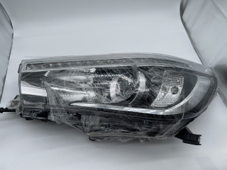 Optique avant gauche réglage électrique leds Toyota Hilux Revo 2016-2018
