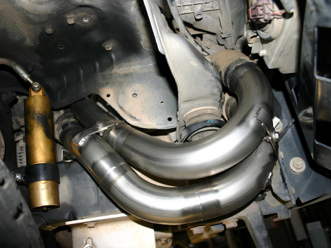 Tubulures intercooler en Inox Tecinox pour HDJ100 - dans le passage de roue avant droit
