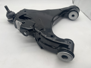 Triangle de suspension inférieur avant gauche Land Cruiser VDJ200