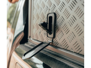 Couvercle de protection pour serrure de hard top Alu-Cab