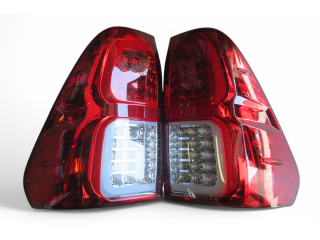 Paire de feux arrières à leds Hilux Revo - design origine avec leds