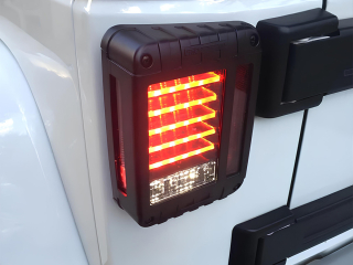 Feux arrière à leds version europe pour Jeep Wrangler JK - la paire