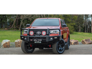 SUMMIT COMBAR 5/18ON SUITS HILUX ROGUE SR SR5