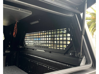 Grille de fenêtre de sécurité vitre du hayon hardtop Contour Alu-Cab