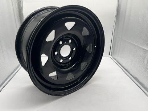 Jante acier Triangular noire 7x16 6x114.3 Nissan Navara D40 D23
