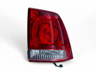 Feu hayon arrière gauche Toyota VDJ200 2008-2012