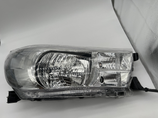 Optique avant droit réglage électrique halogène Toyota Hilux Revo 2016-2018