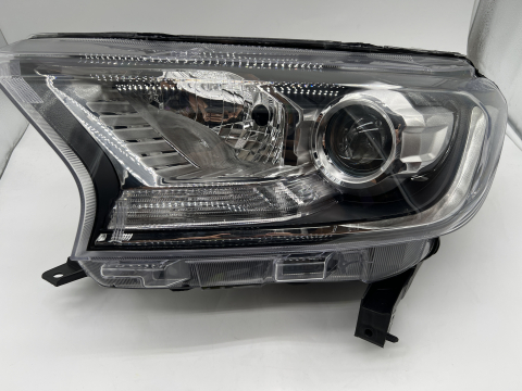 Optique avant gauche feux de jour Ford Ranger T6 2011-2015