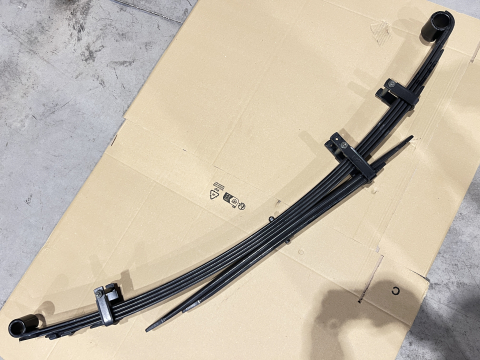 Lame de suspension arrière +50mm medium Toyota Hilux Revo DTC Parts