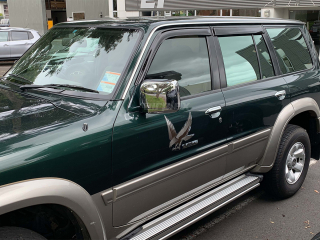Jeu 4 déflecteurs vitre avant et arrière Nissan Patrol GR Y61