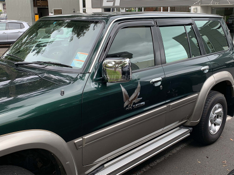 Jeu 4 déflecteurs vitre avant et arrière Nissan Patrol GR Y61