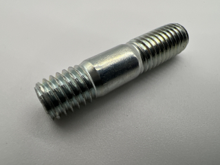 Goujon prisonnier entre culasse et collecteur admission HDJ100