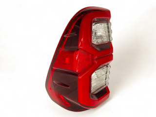 Feu arrière gauche led Toyota Hilux Revo de 08-2021+