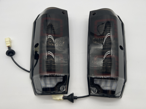 Feux arrière leds fumés pour Land Cruiser HZJ7 GRJ7 - La paire