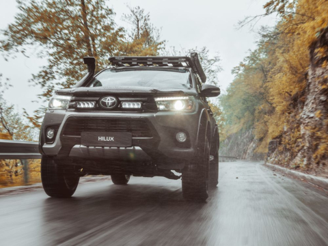 Kit intégration calandre Lazer Triple-R pour Hilux 2017-2020